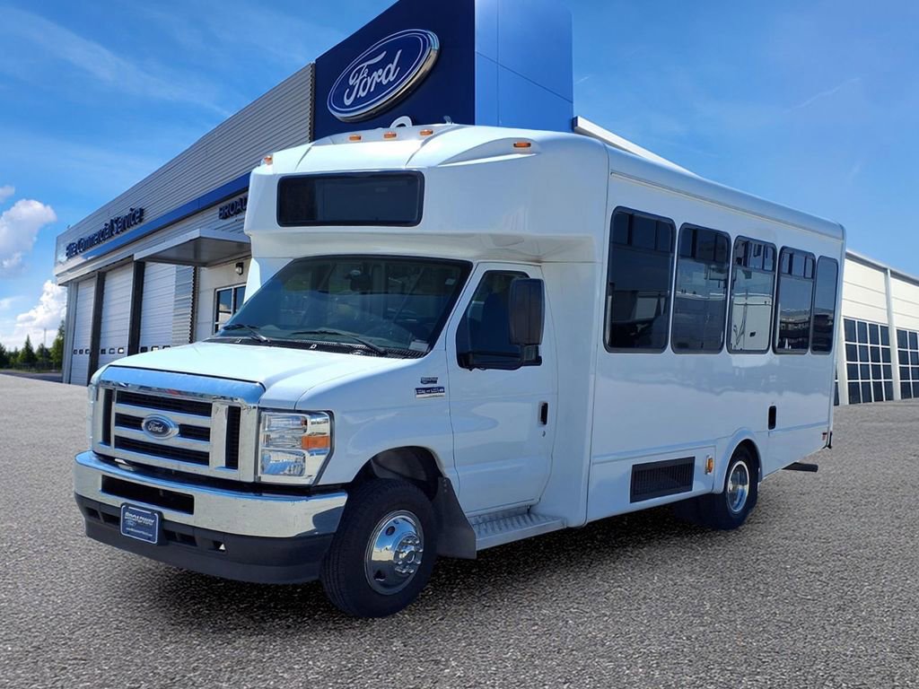 Used 2025 Ford E-450 and Econoline 450 Super Duty w/ Shuttle Bus Prep Package image 34