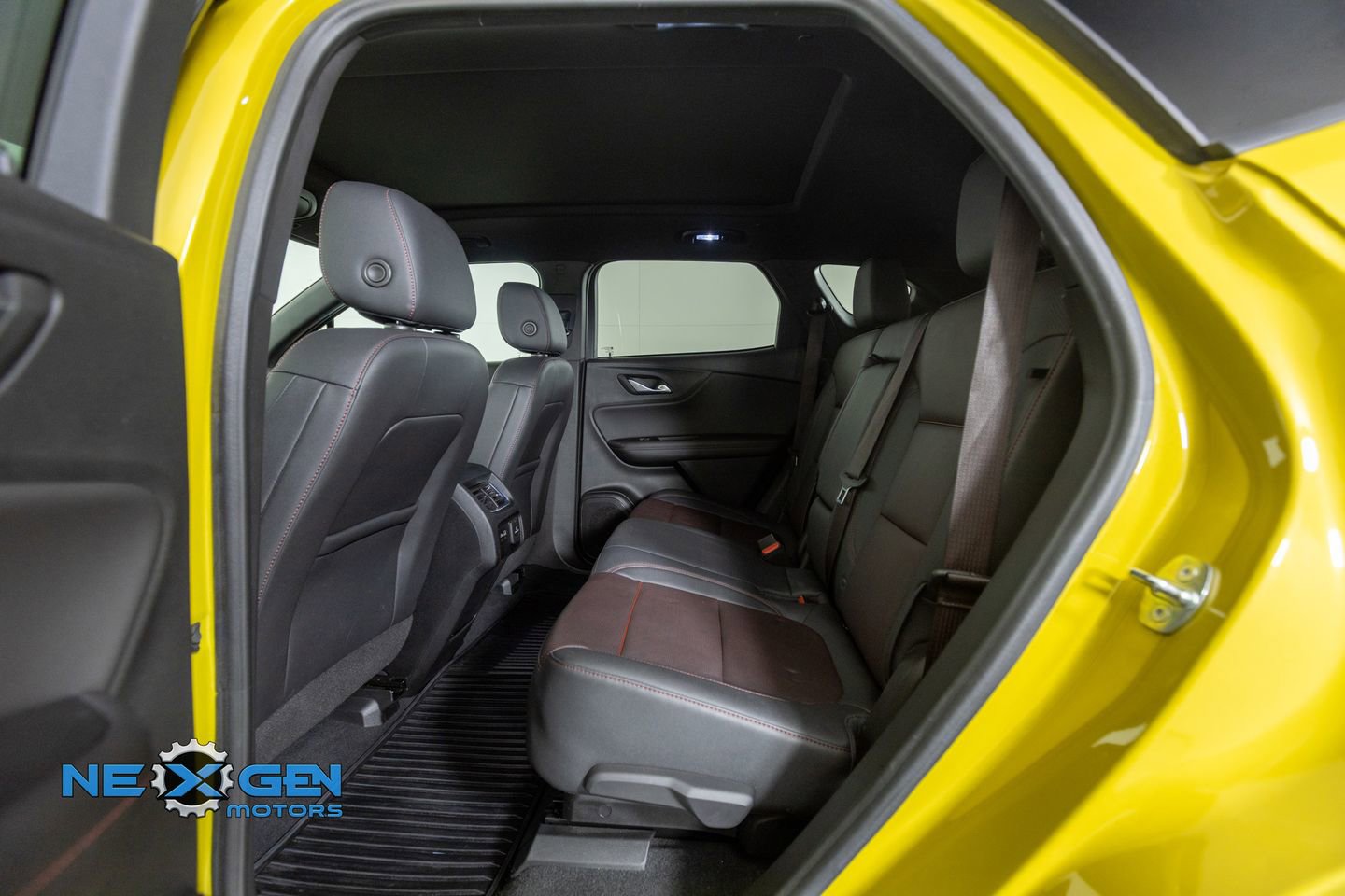Used 2022 Chevrolet Blazer RS AWD/4WD image 29