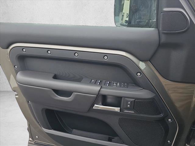 Used 2025 Land Rover Defender 110 S AWD/4WD image 26