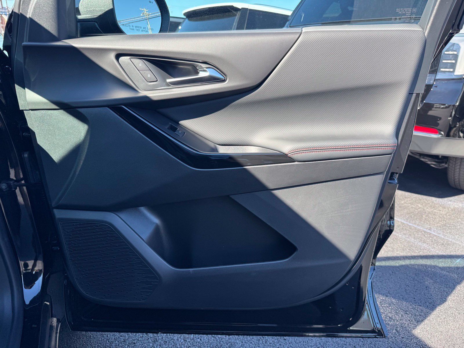 New 2027 Chevrolet Equinox RS FWD image 32
