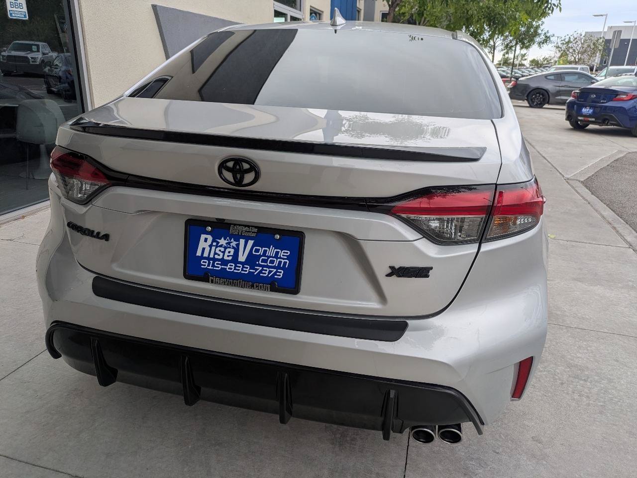Used 2025 Toyota Corolla XSE FWD image 4