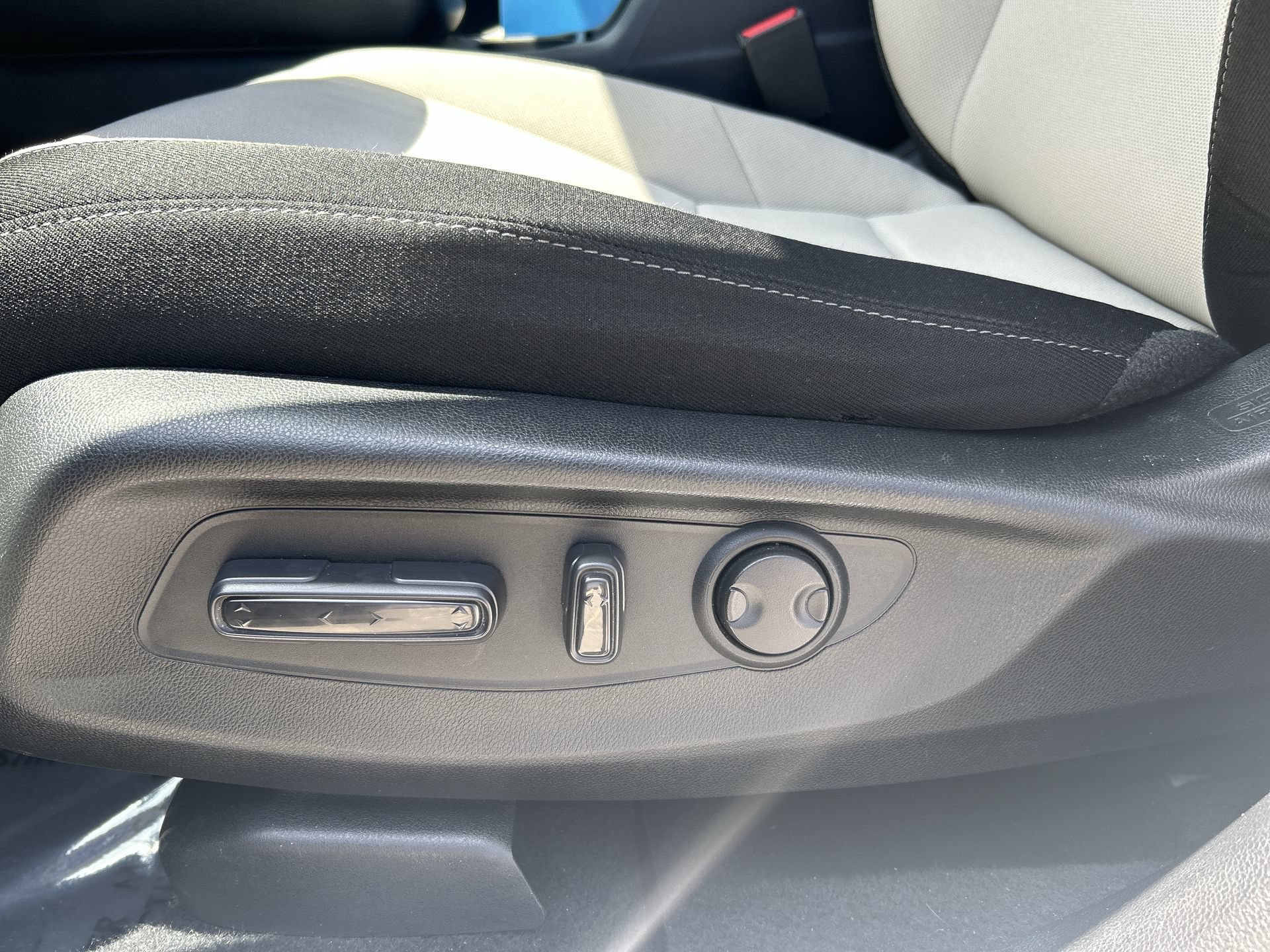 Certified 2023 Honda CR-V EX image 14