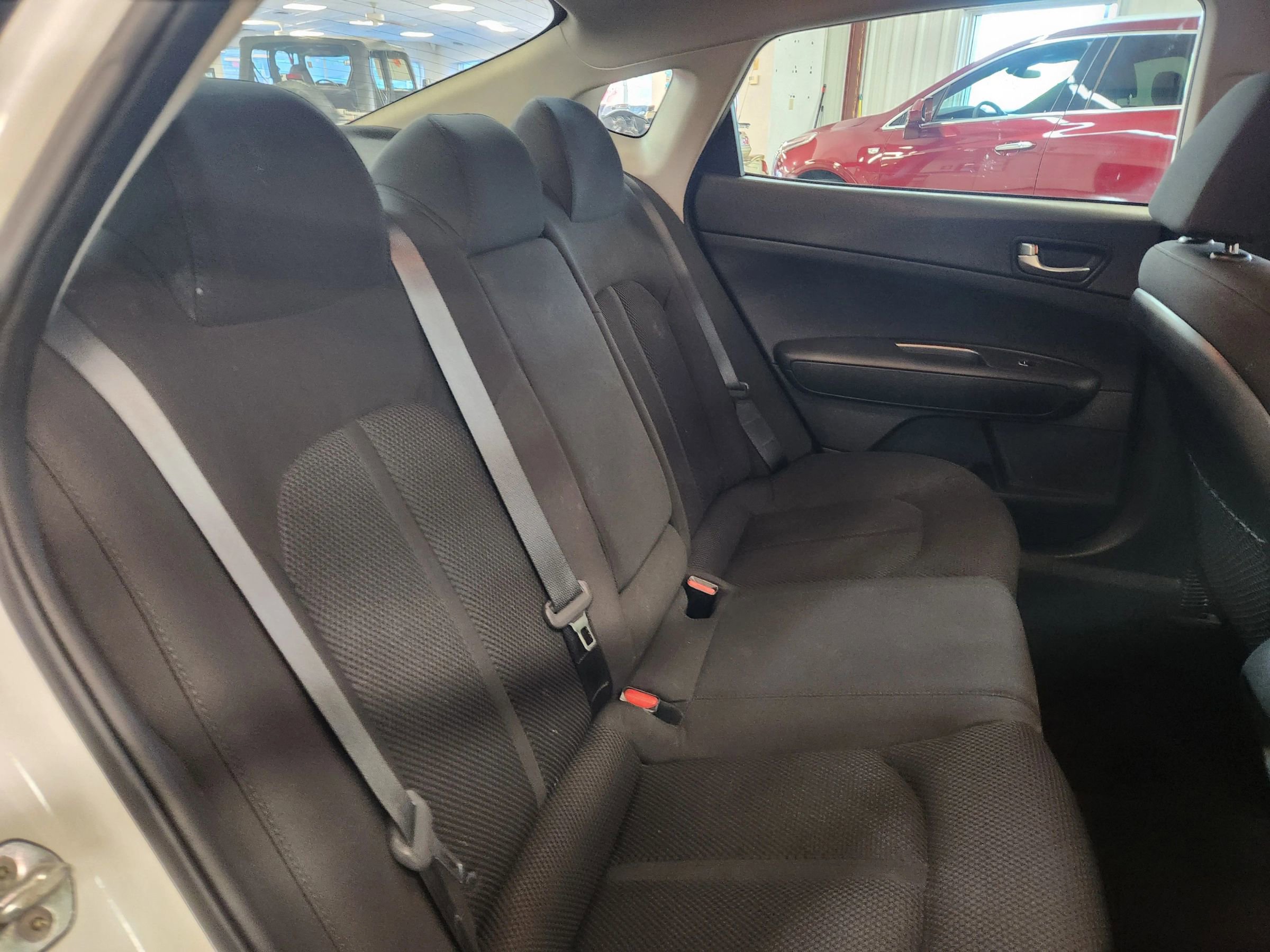 Used 2020 Kia Optima LX image 23