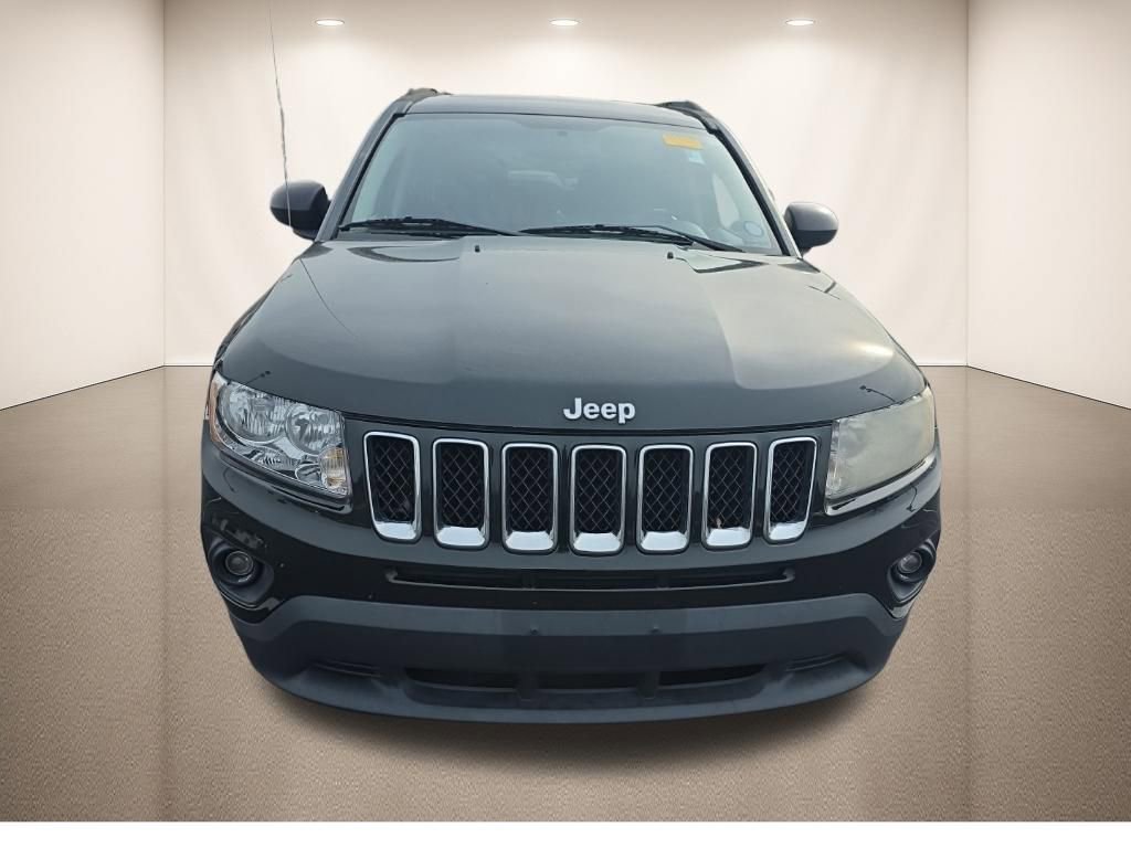 Used 2013 Jeep Compass Latitude w/ Sun/Sound Group image 12