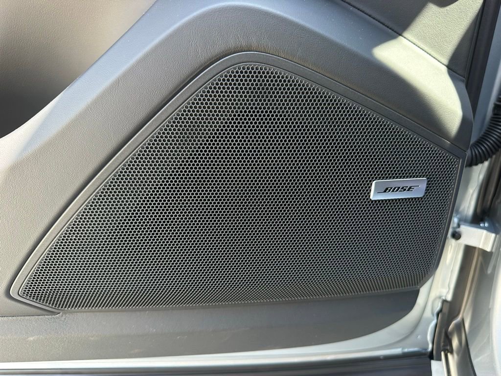 Used 2025 Porsche Cayenne S image 16