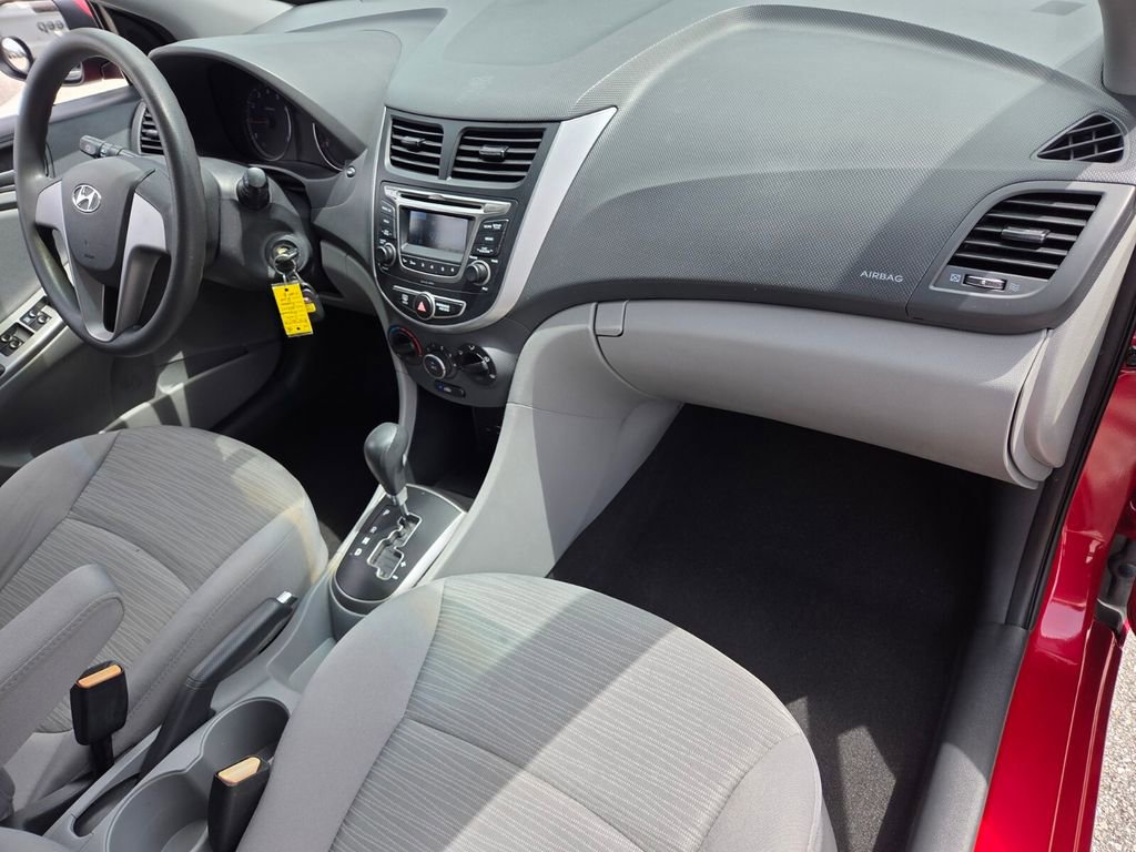 Used 2016 Hyundai Accent SE FWD image 18