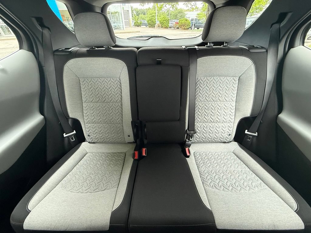 Used 2023 Chevrolet Equinox LS w/ LPO, Floor Liner Package AWD/4WD image 27