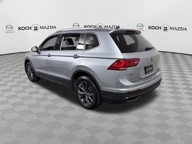 Used 2024 Volkswagen Tiguan SE AWD/4WD image 5