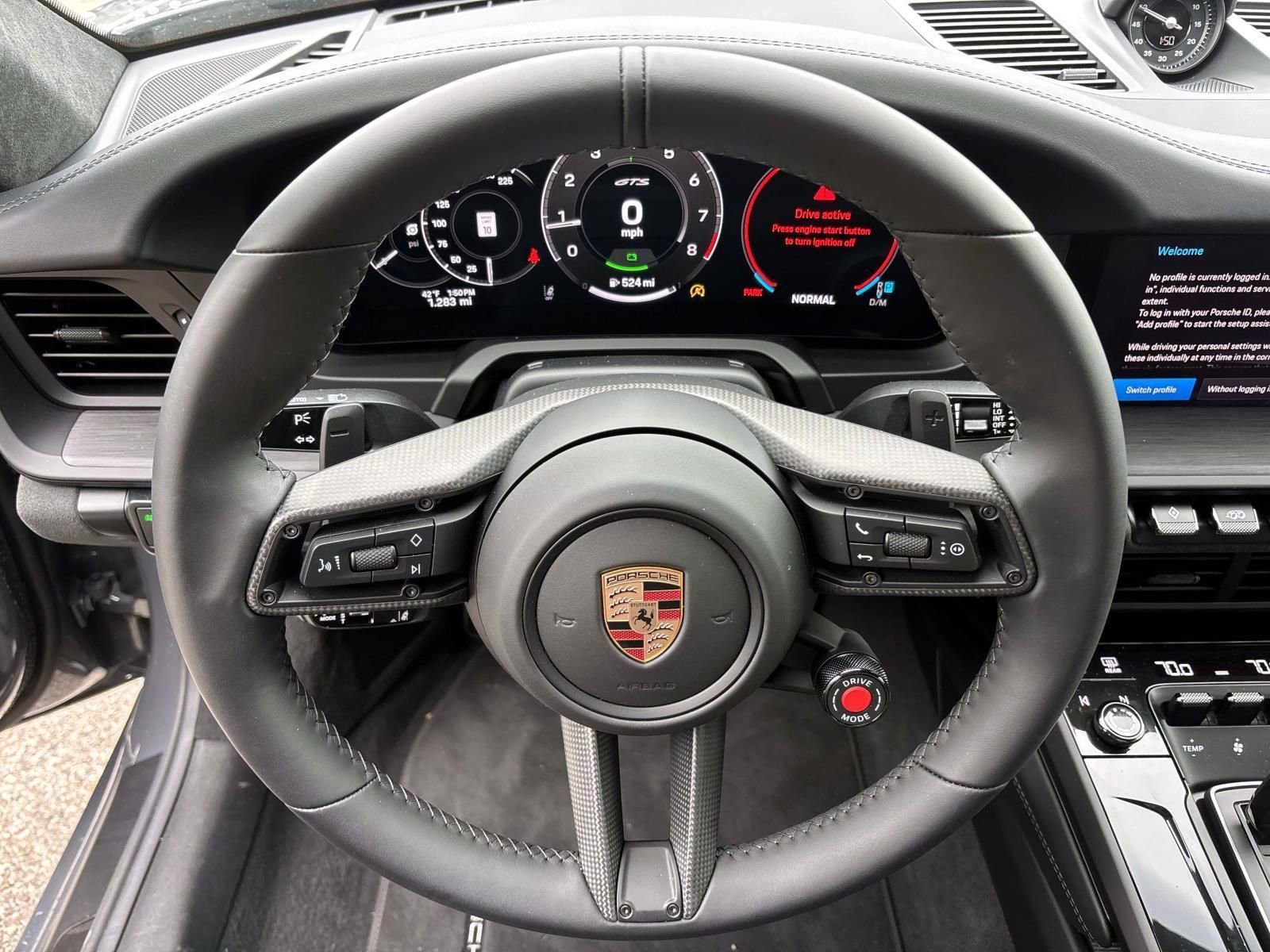 Certified 2026 Porsche 911 Carrera GTS RWD image 28