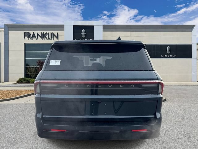 New 2026 Lincoln Navigator L Reserve AWD/4WD image 6