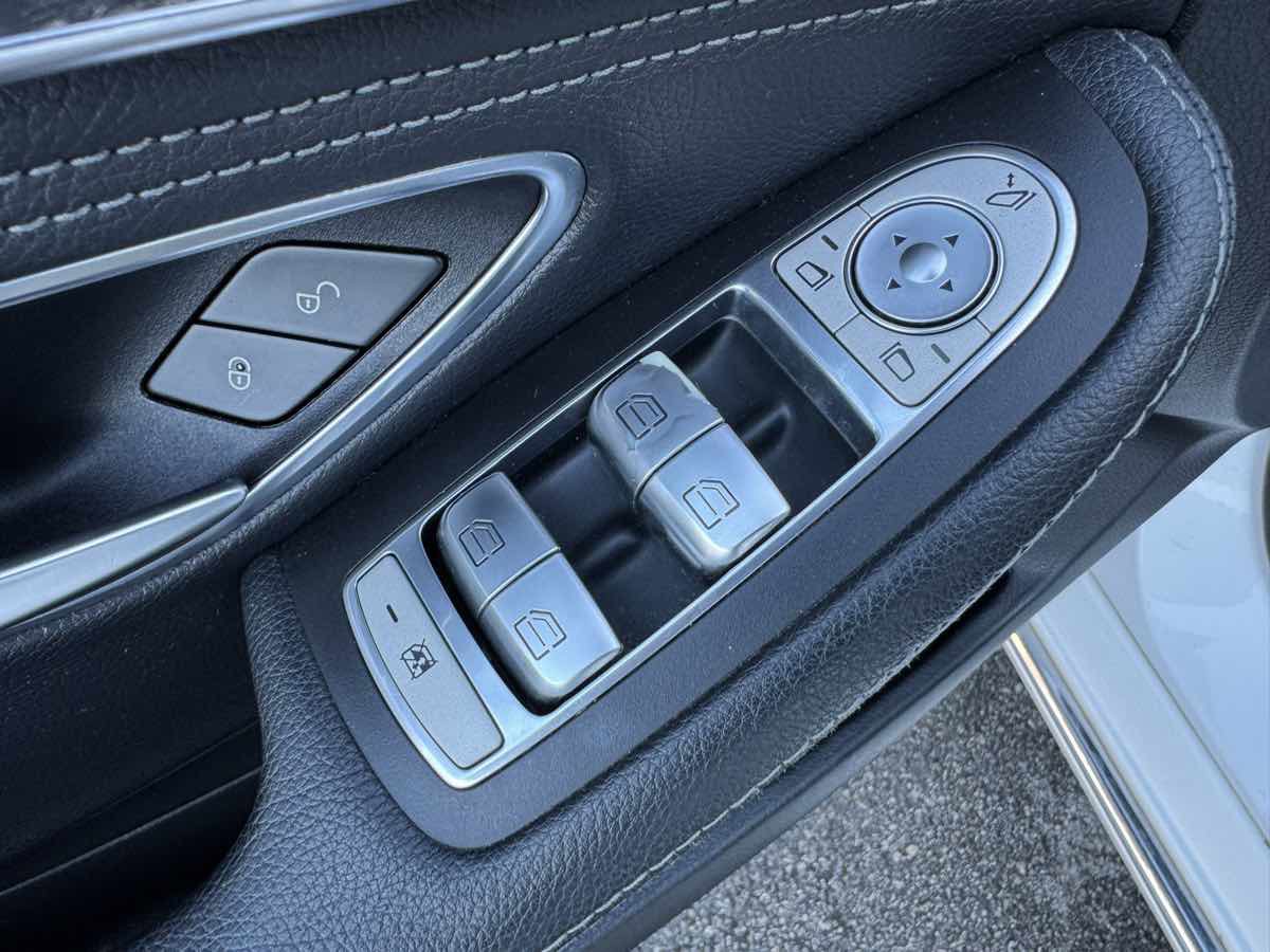 Used 2015 Mercedes-Benz C 300 Luxury w/ Premium 1 Package image 23