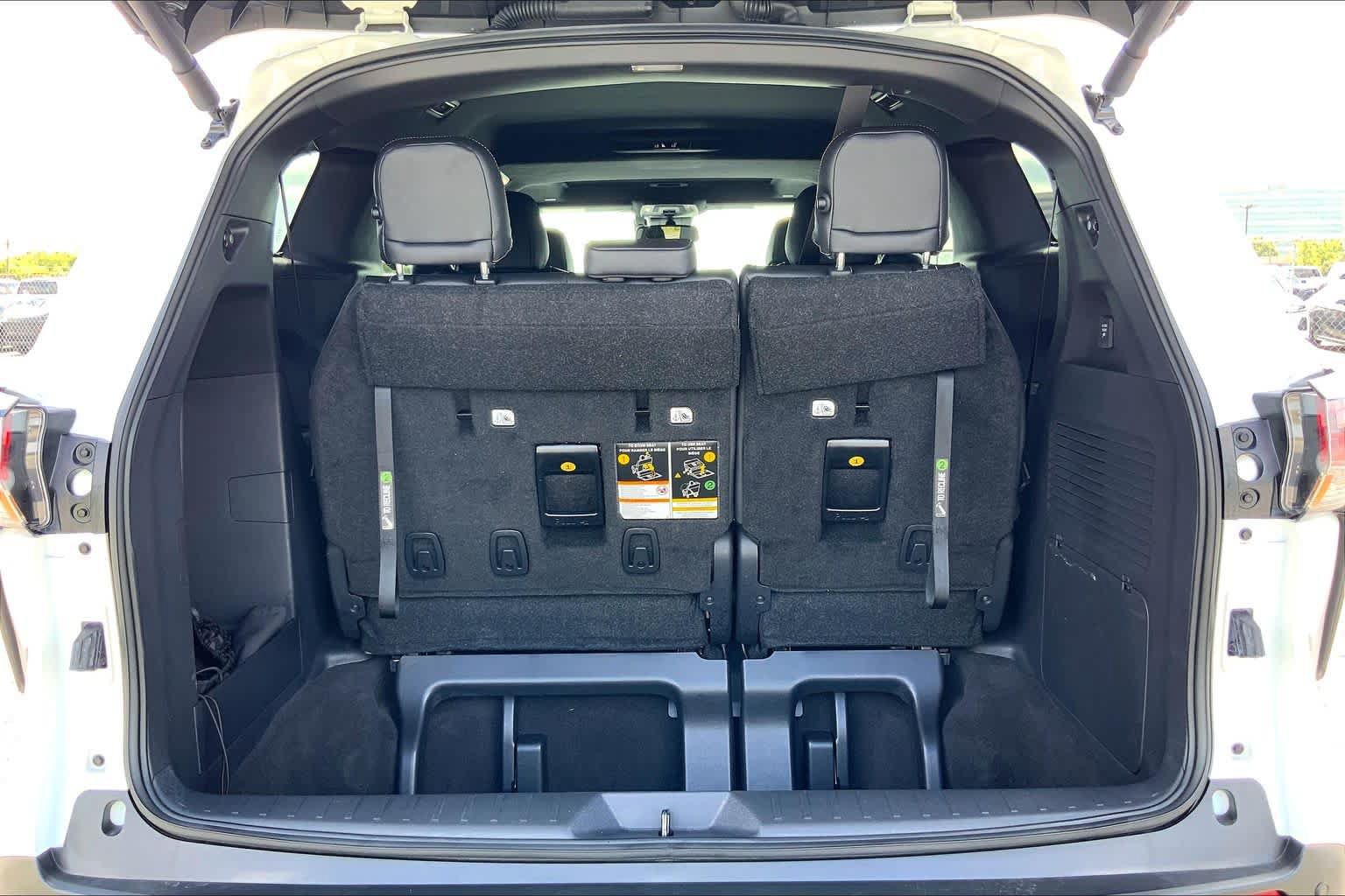 Certified 2026 Toyota Sienna XLE Woodland Edition AWD/4WD image 34