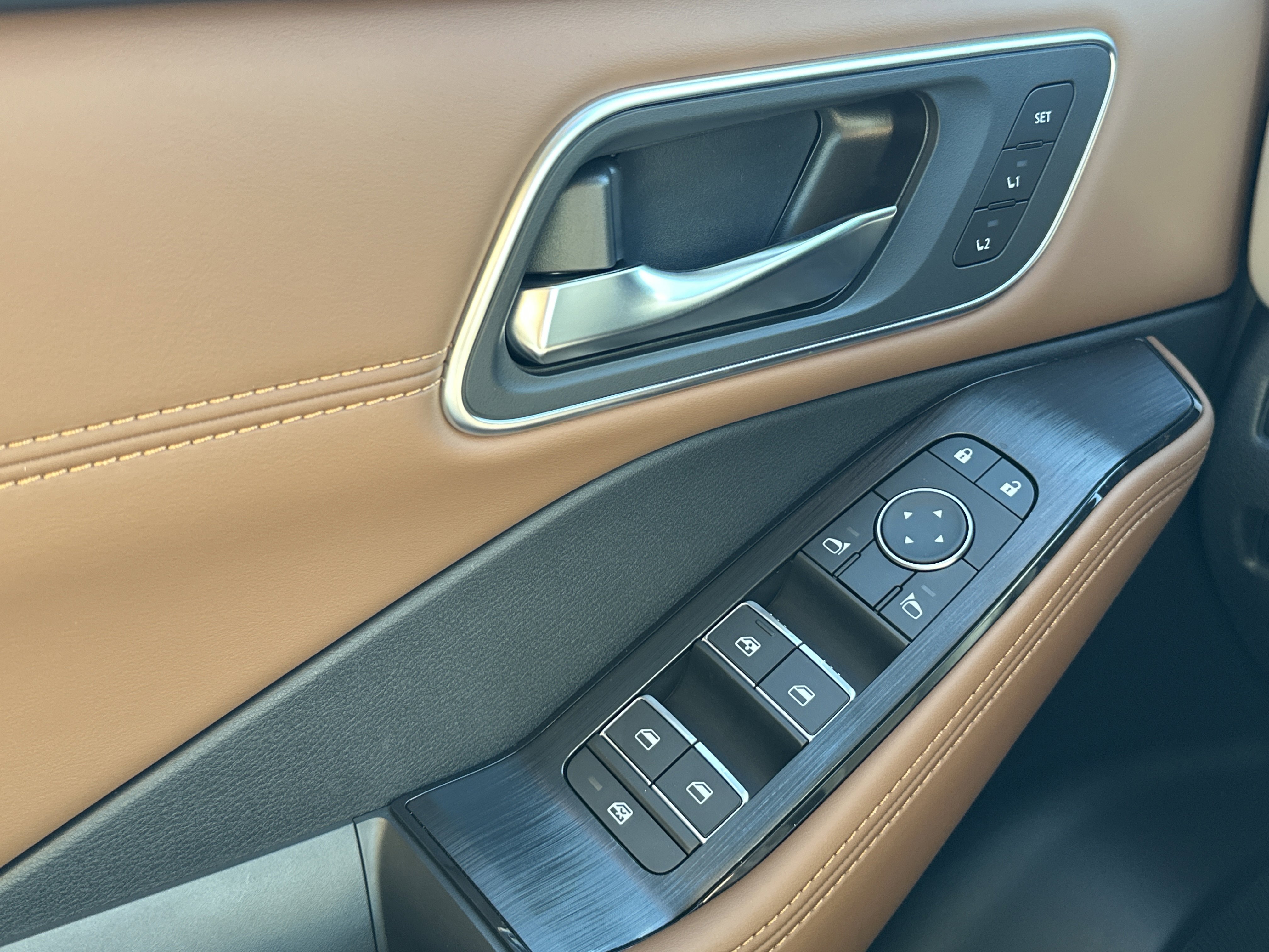 New 2026 Nissan Rogue Platinum image 24