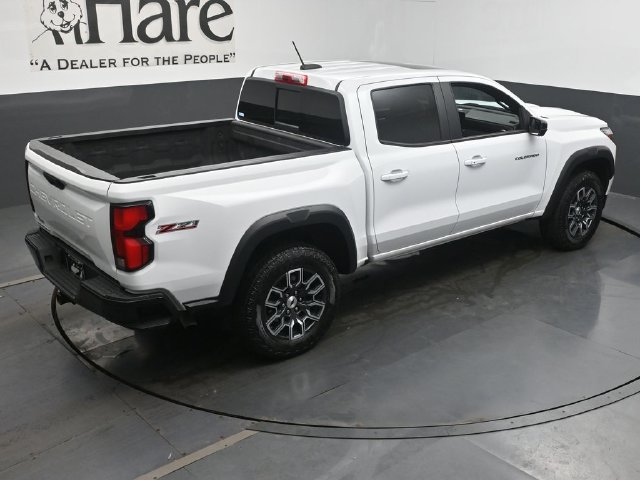 Used 2024 Chevrolet Colorado Z71 w/ Z71 Convenience Package 2 AWD/4WD image 44