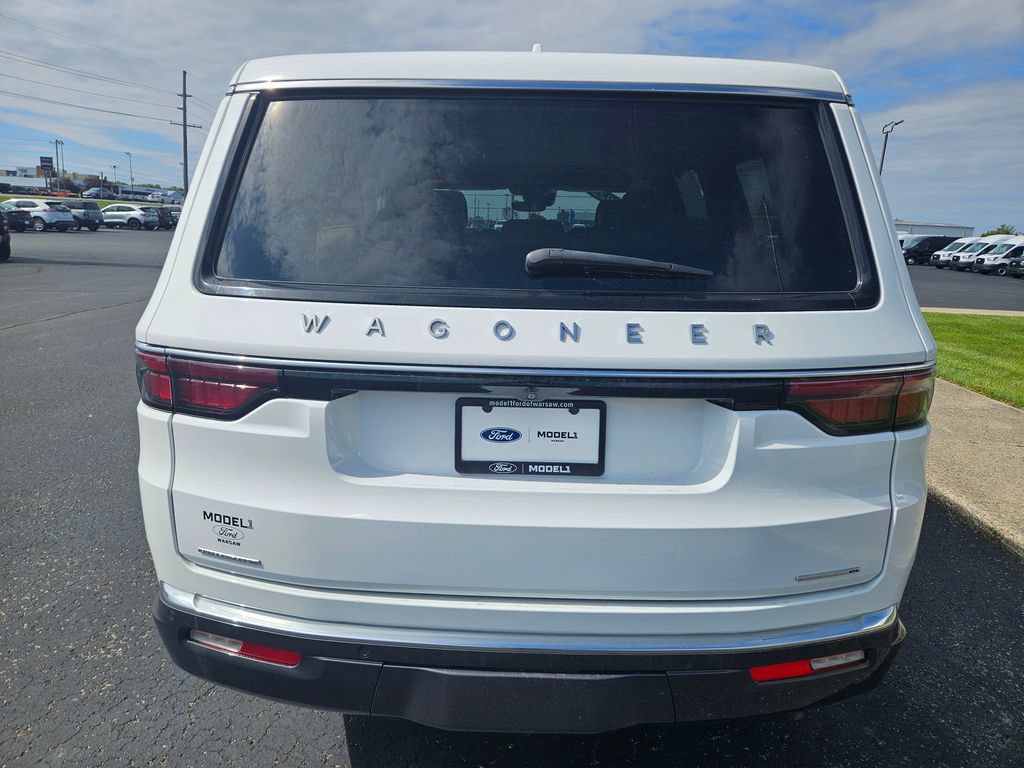 Used 2022 Jeep Wagoneer Series III w/ Convenience Group I AWD/4WD image 30
