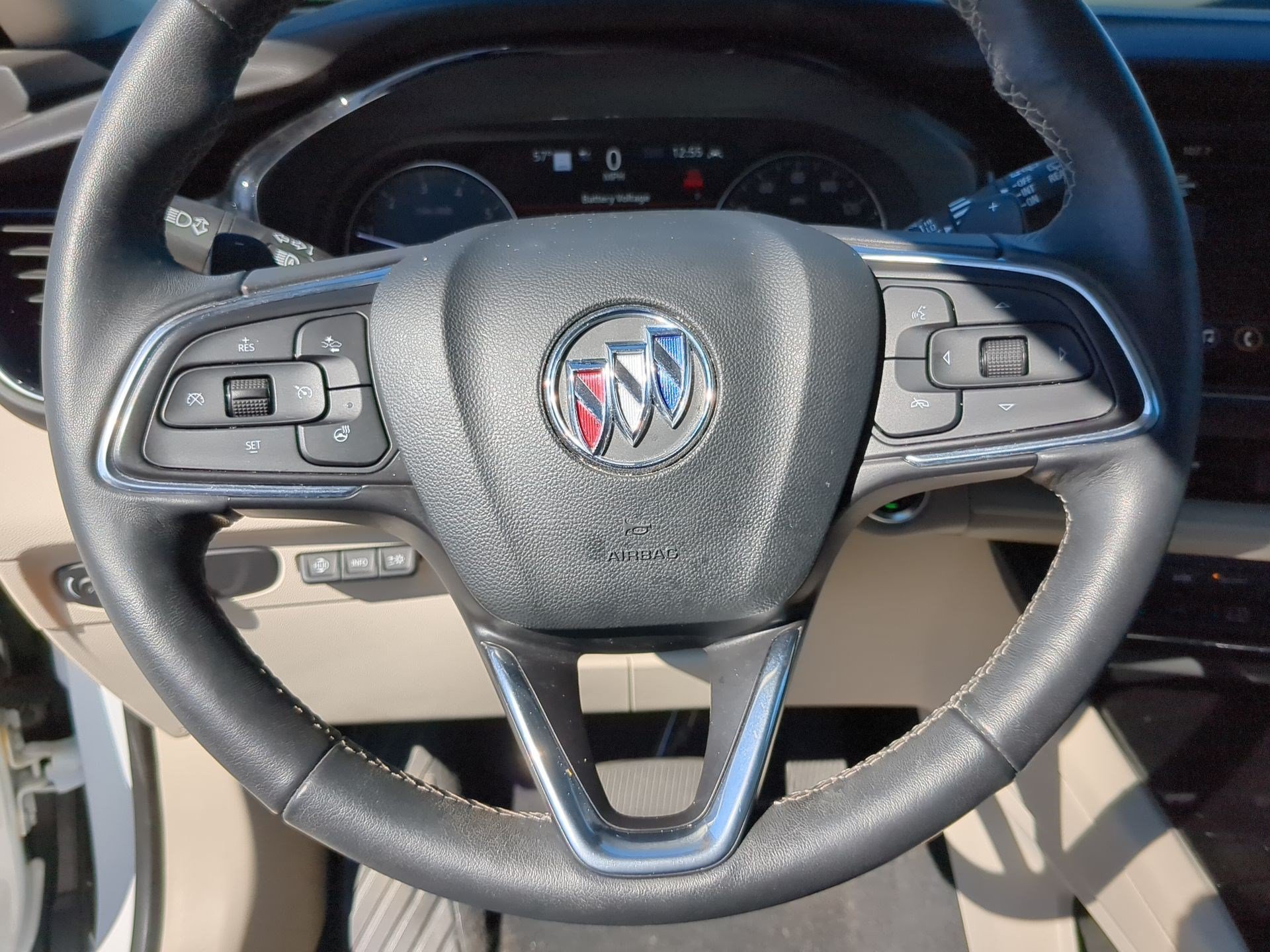 Used 2021 Buick Envision Avenir w/ Technology Package II FWD image 14