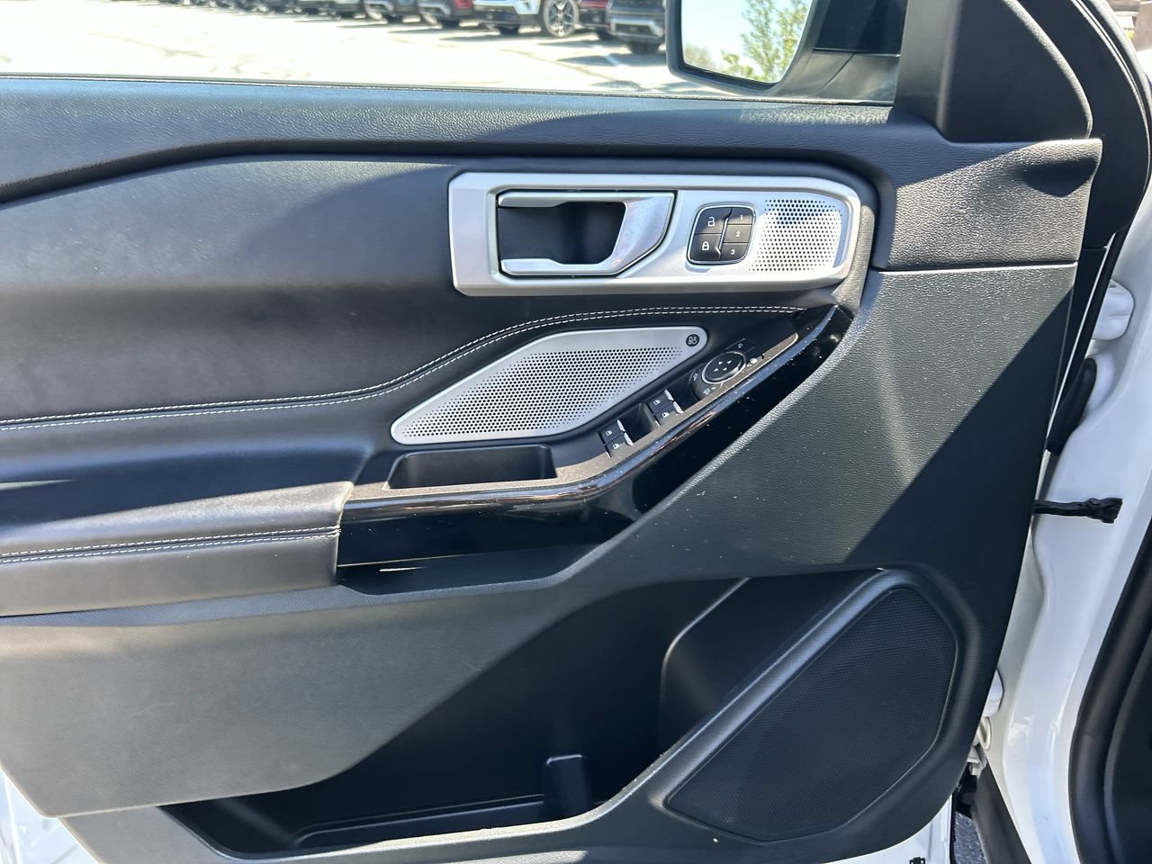 Used 2023 Ford Explorer ST w/ Equipment Group 401A AWD/4WD image 19