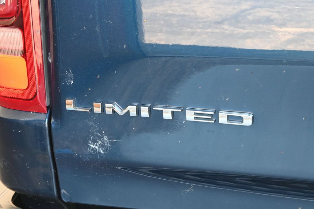 Used 2022 RAM 1500 Limited w/ Body-Colour Bumper Group AWD/4WD image 12