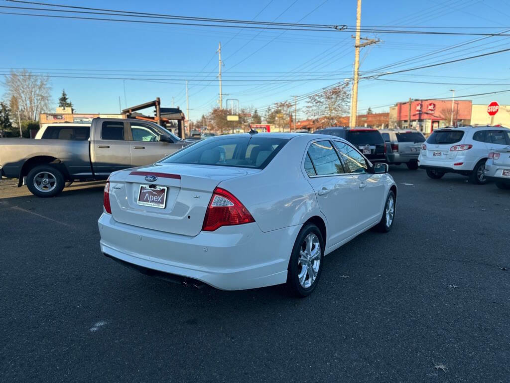 Used 2012 Ford Fusion SE image 7