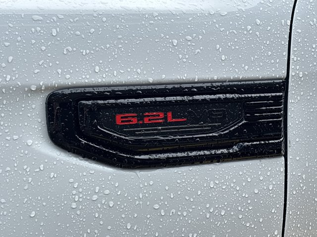 New 2026 GMC Sierra 1500 AT4X w/ LPO, Black Badging Package AWD/4WD image 13