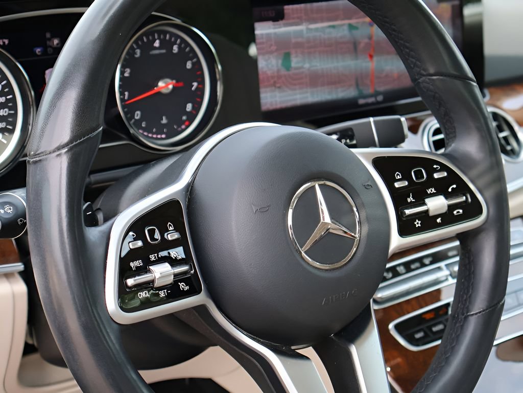 Used 2019 Mercedes-Benz E 300 4MATIC image 20