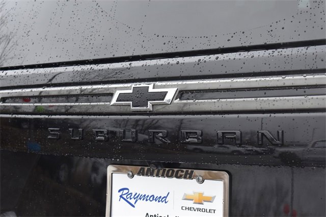 Certified 2022 Chevrolet Suburban RST w/ Sport Performance Package image 21