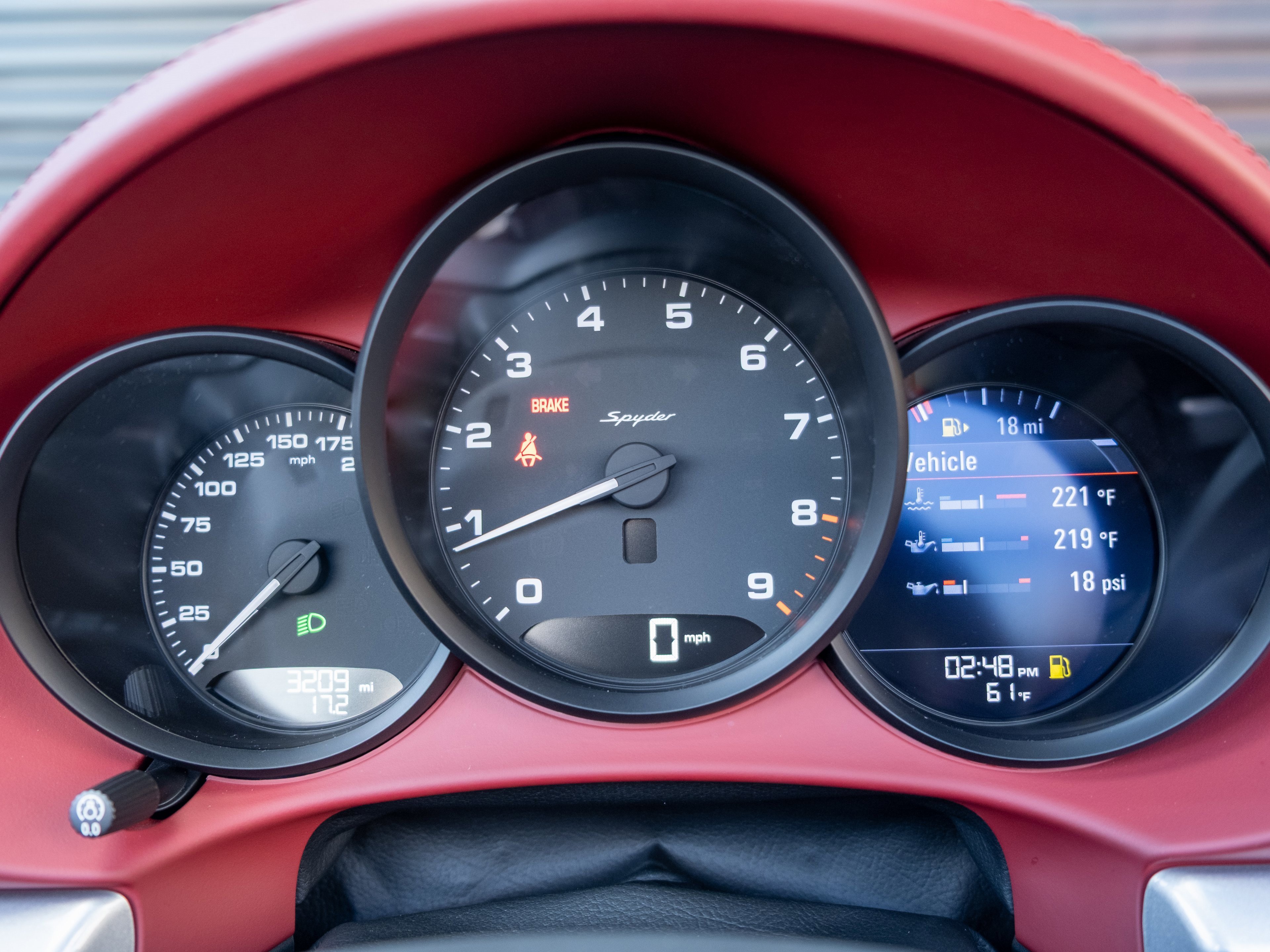 Certified 2021 Porsche 718 Boxster Spyder image 30