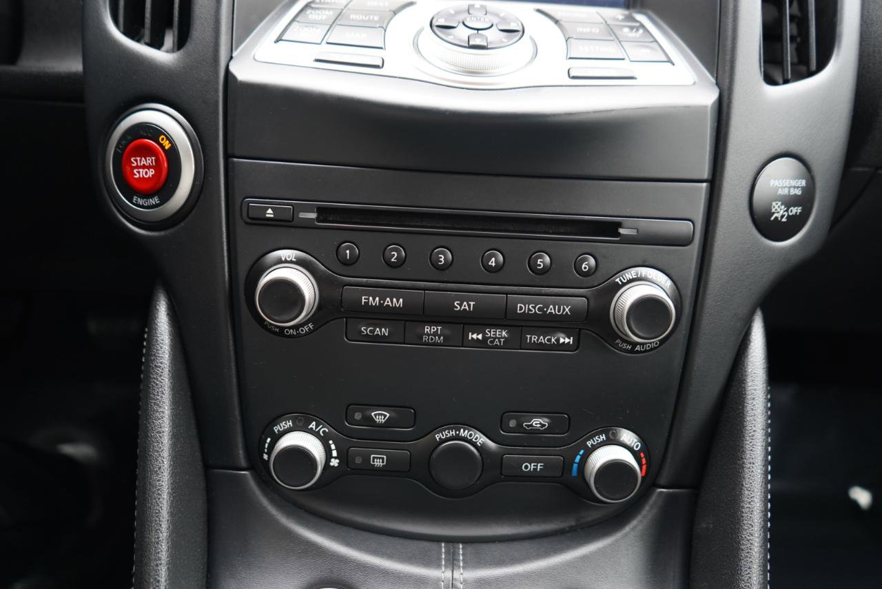 Used 2016 Nissan 370Z Coupe image 38
