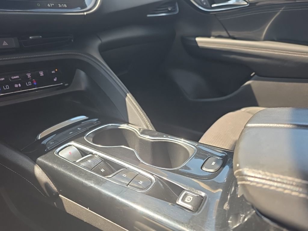 Used 2023 Buick Envision Preferred FWD image 17