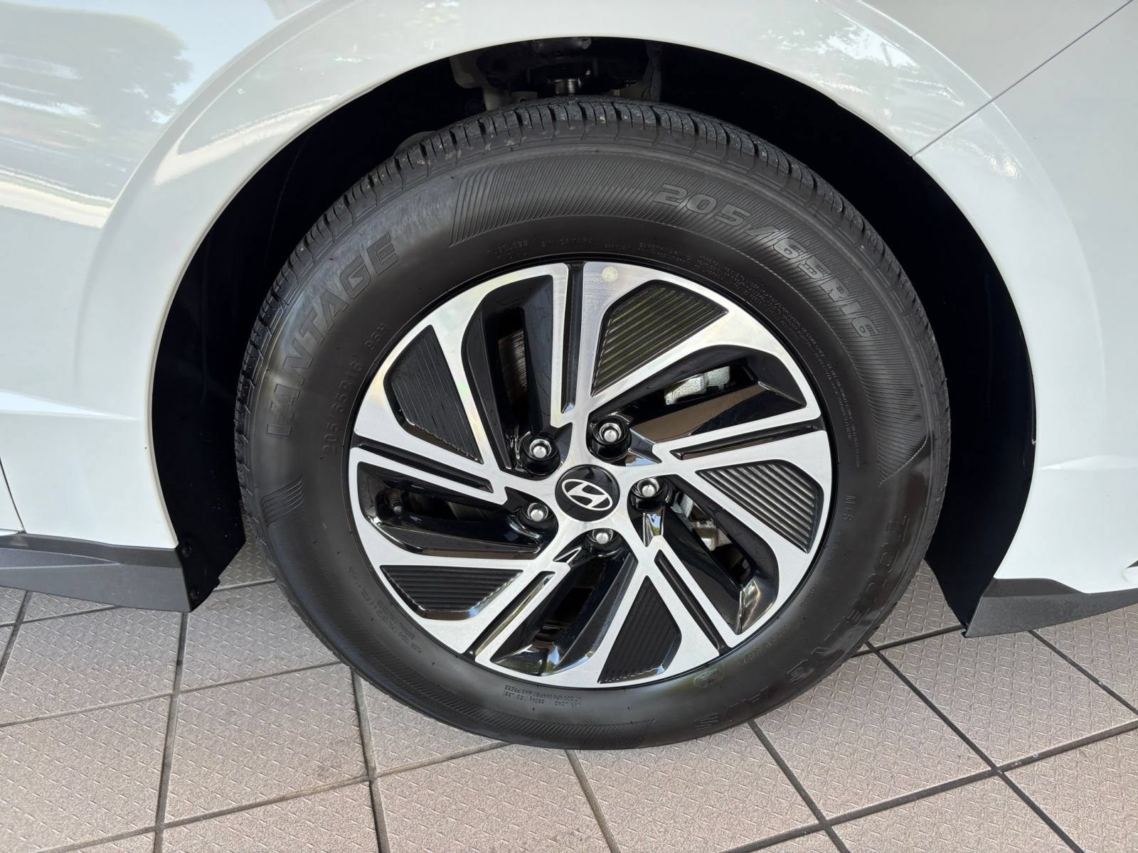 Used 2026 Hyundai Sonata Blue FWD image 30