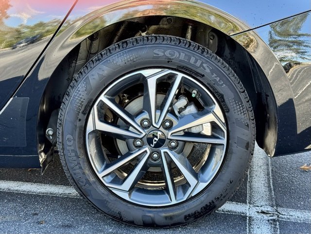 Used 2024 Kia Forte LXS w/ LXS Technology Package image 29