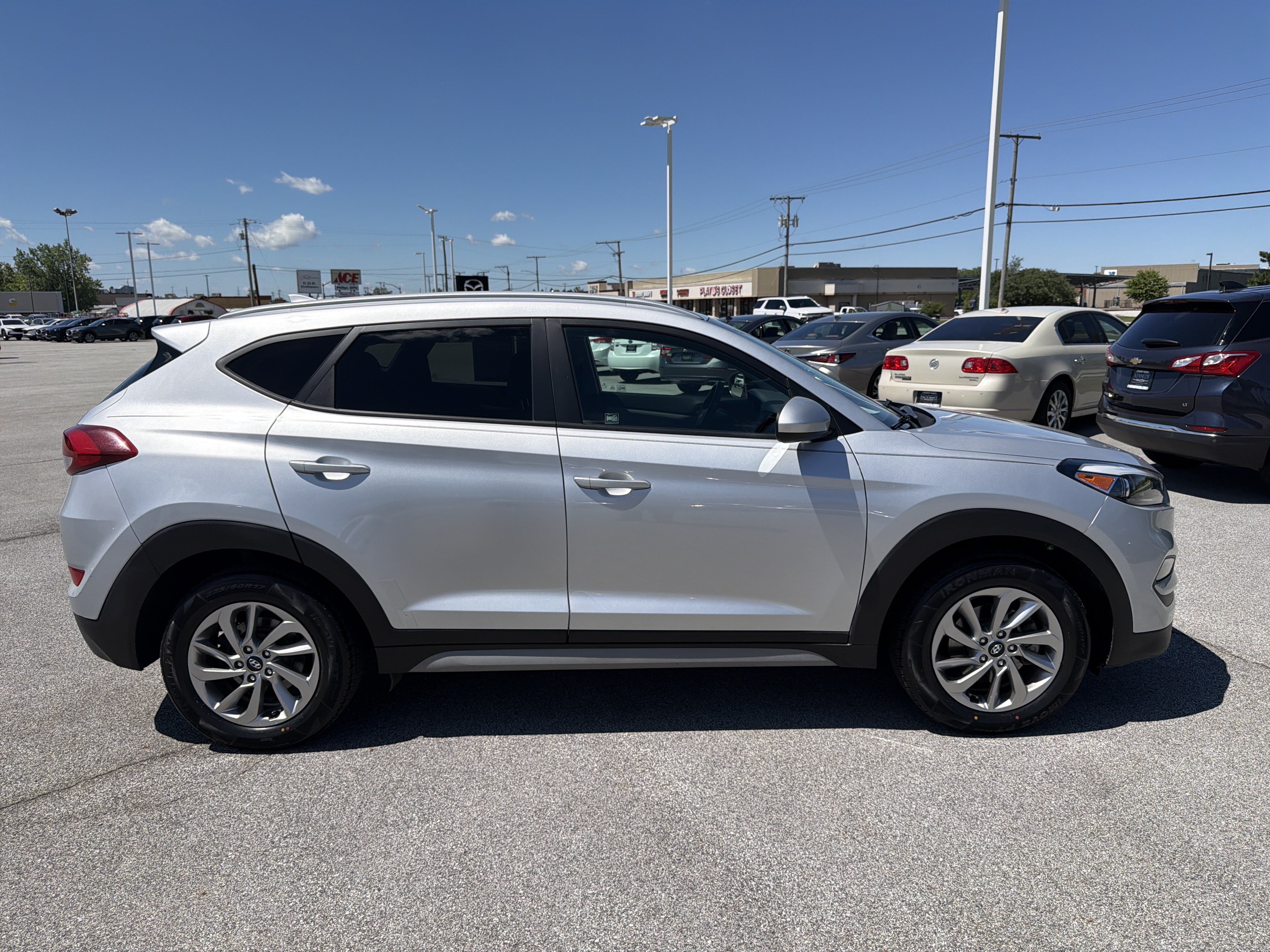 Used 2018 Hyundai Tucson SEL AWD/4WD image 2