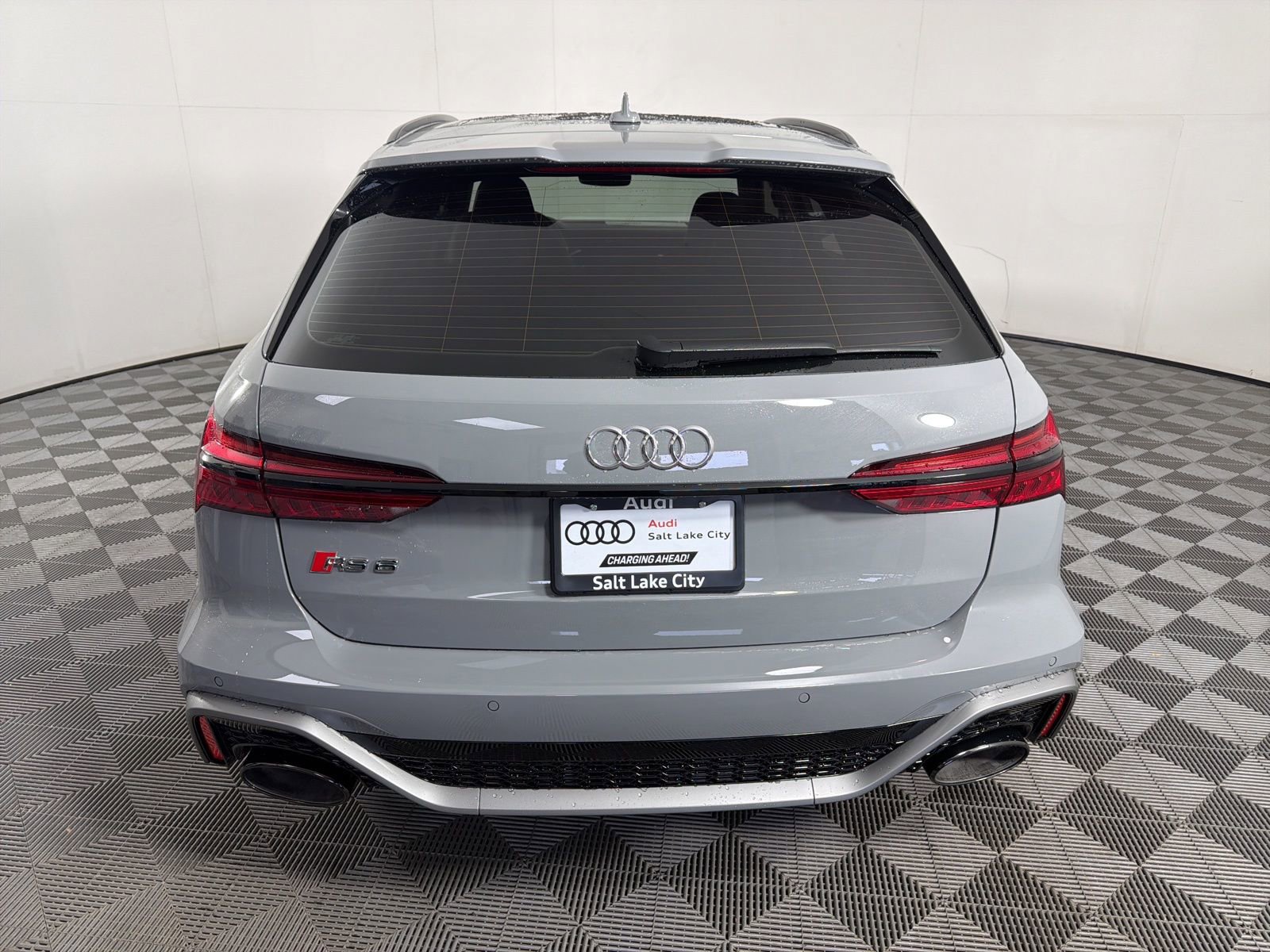 New 2026 Audi RS 6 performance image 5