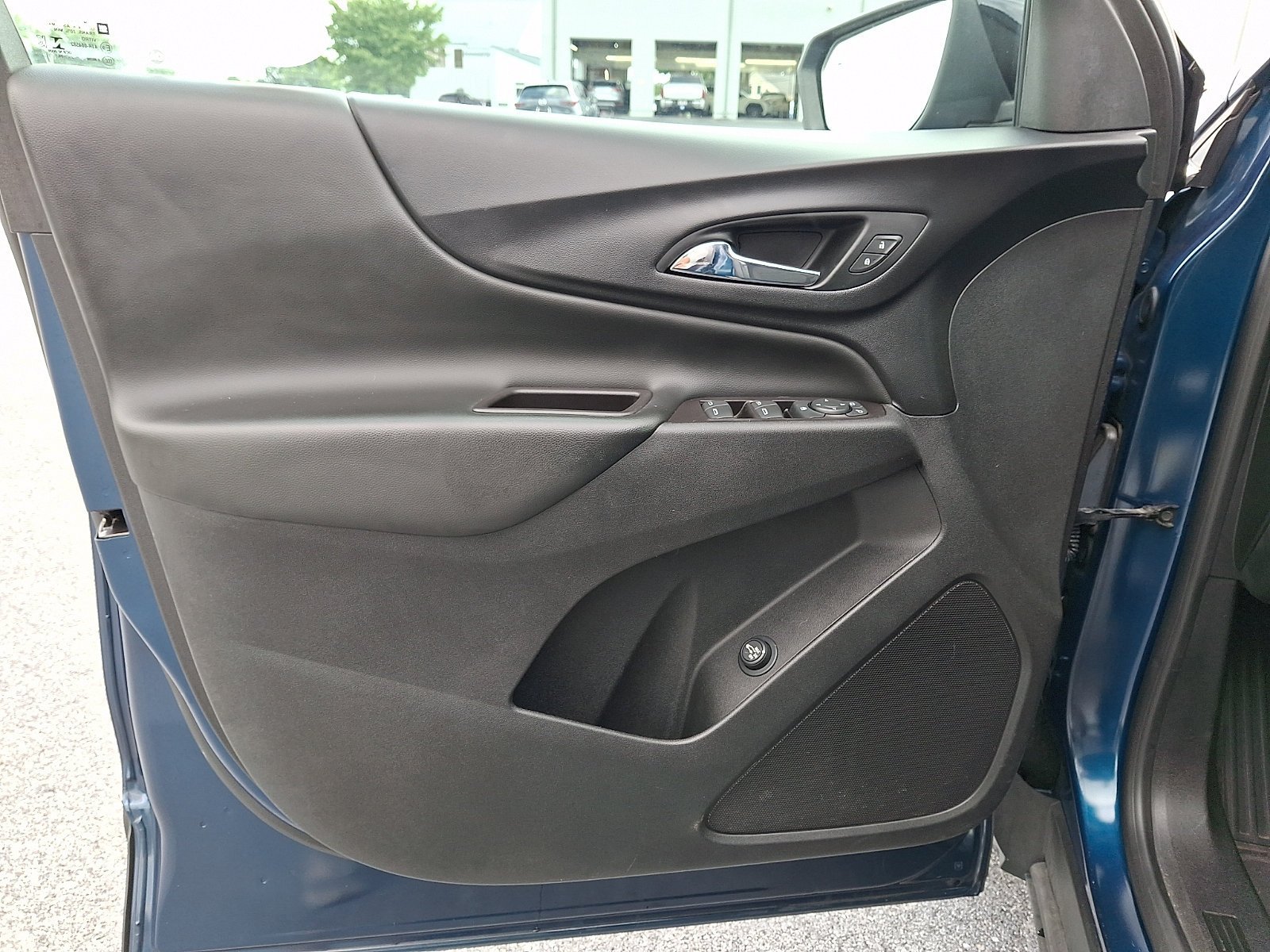 Used 2021 Chevrolet Equinox LT AWD/4WD image 14