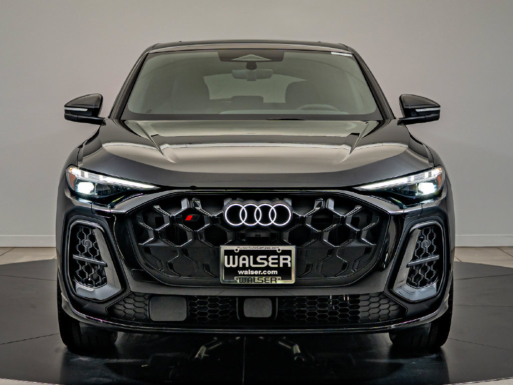 New 2026 Audi SQ5 Prestige AWD/4WD image 2
