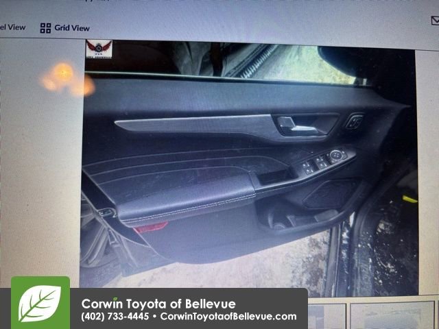 Used 2023 Ford Escape Platinum w/ Premium Technology Package image 11