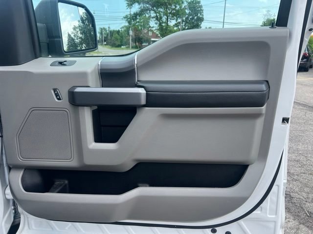 Used 2019 Ford F150 XLT w/ Equipment Group 302A Luxury AWD/4WD image 23