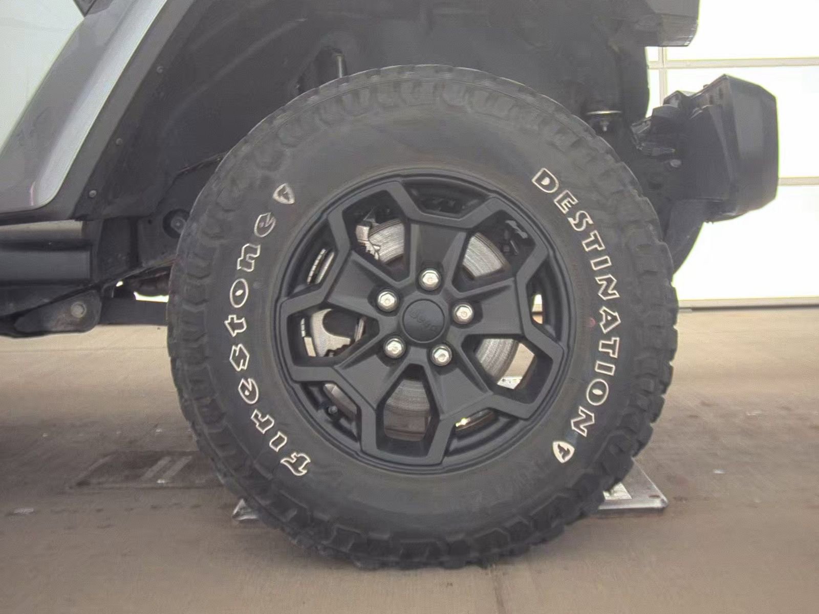 Used 2021 Jeep Gladiator Willys image 10