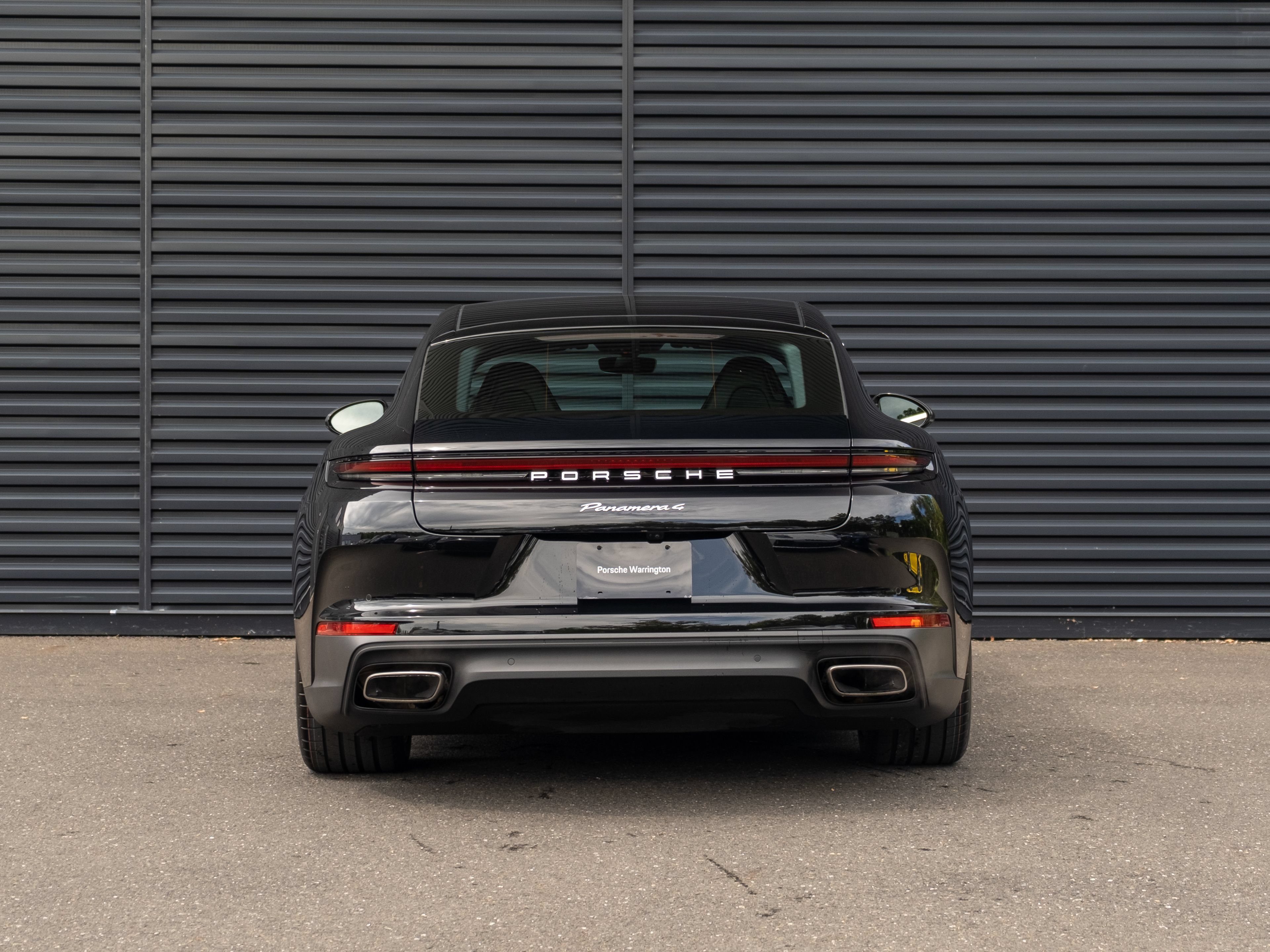 Certified 2025 Porsche Panamera 4 w/ Premium Package AWD/4WD image 7