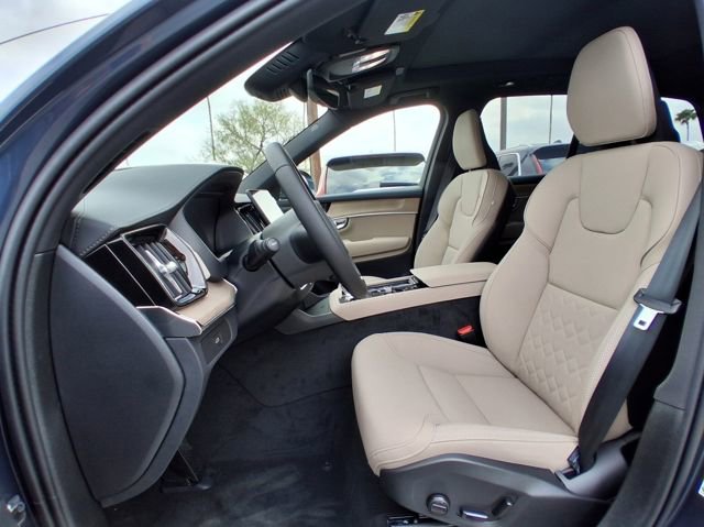 New 2026 Volvo XC90 B6 Plus w/ Protection Package Premier AWD/4WD image 14