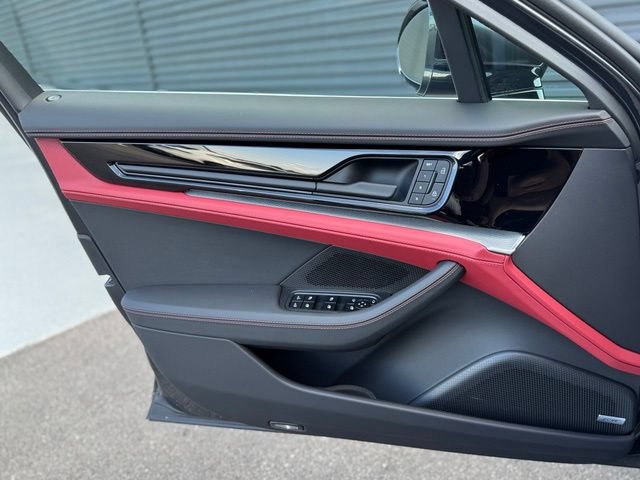 New 2026 Porsche Panamera 4 AWD/4WD image 13