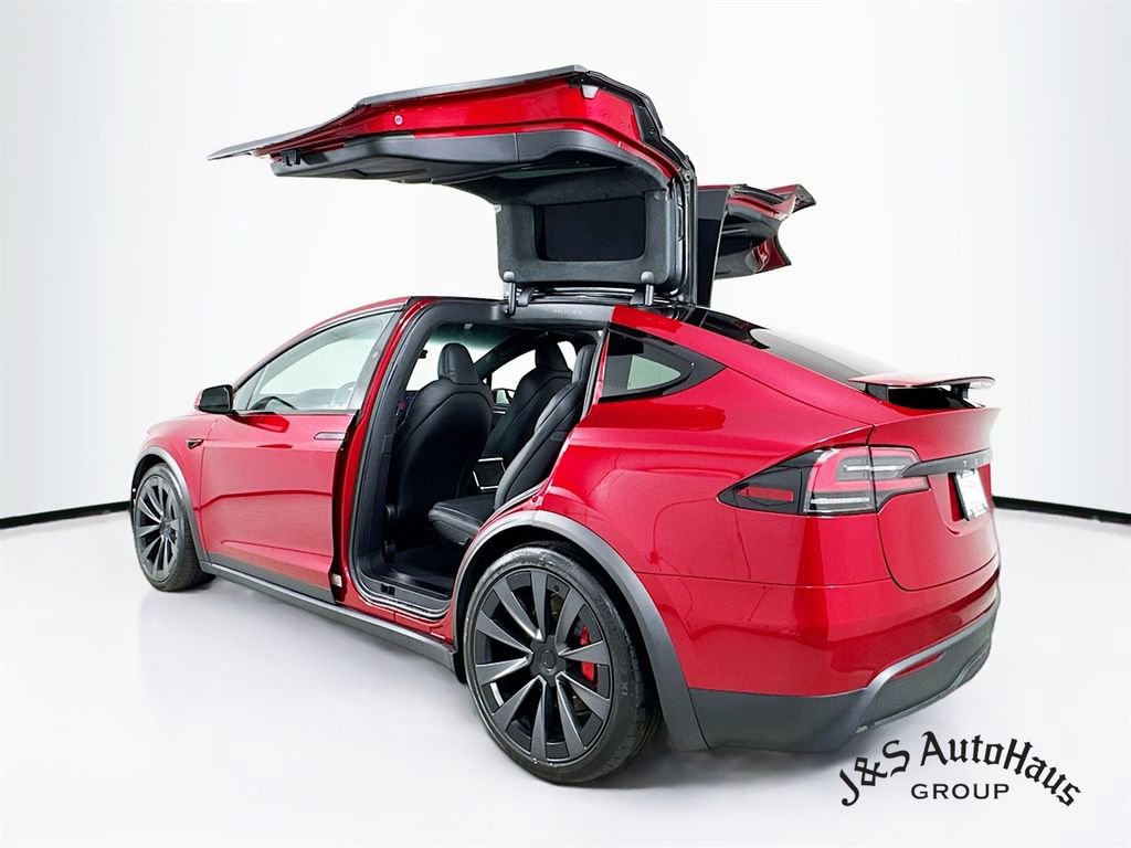 Used 2025 Tesla Model X Plaid image 5
