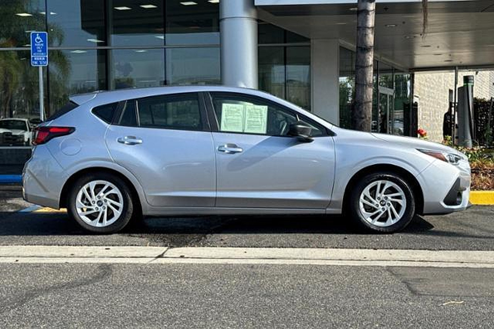 Certified 2024 Subaru Impreza 2.0i AWD/4WD image 3