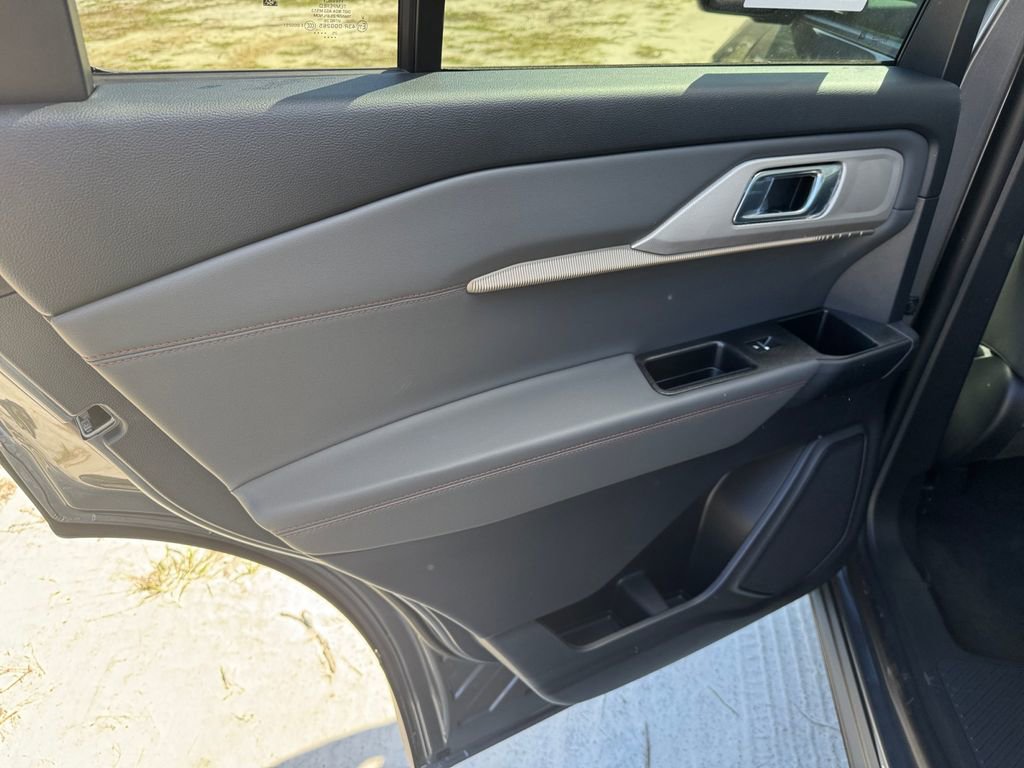New 2026 Ford Explorer Active w/ Active Comfort Package image 26