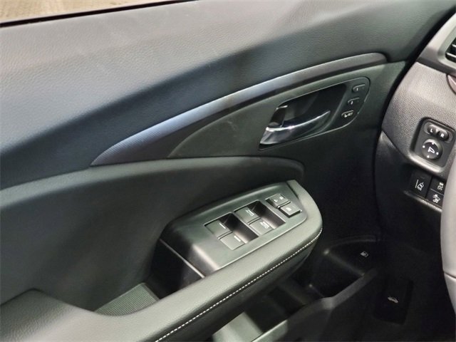 New 2025 Honda Ridgeline RTL image 23