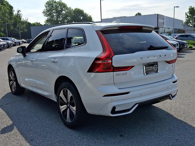Certified 2024 Volvo XC60 T8 Core w/ Climate Package AWD/4WD image 4
