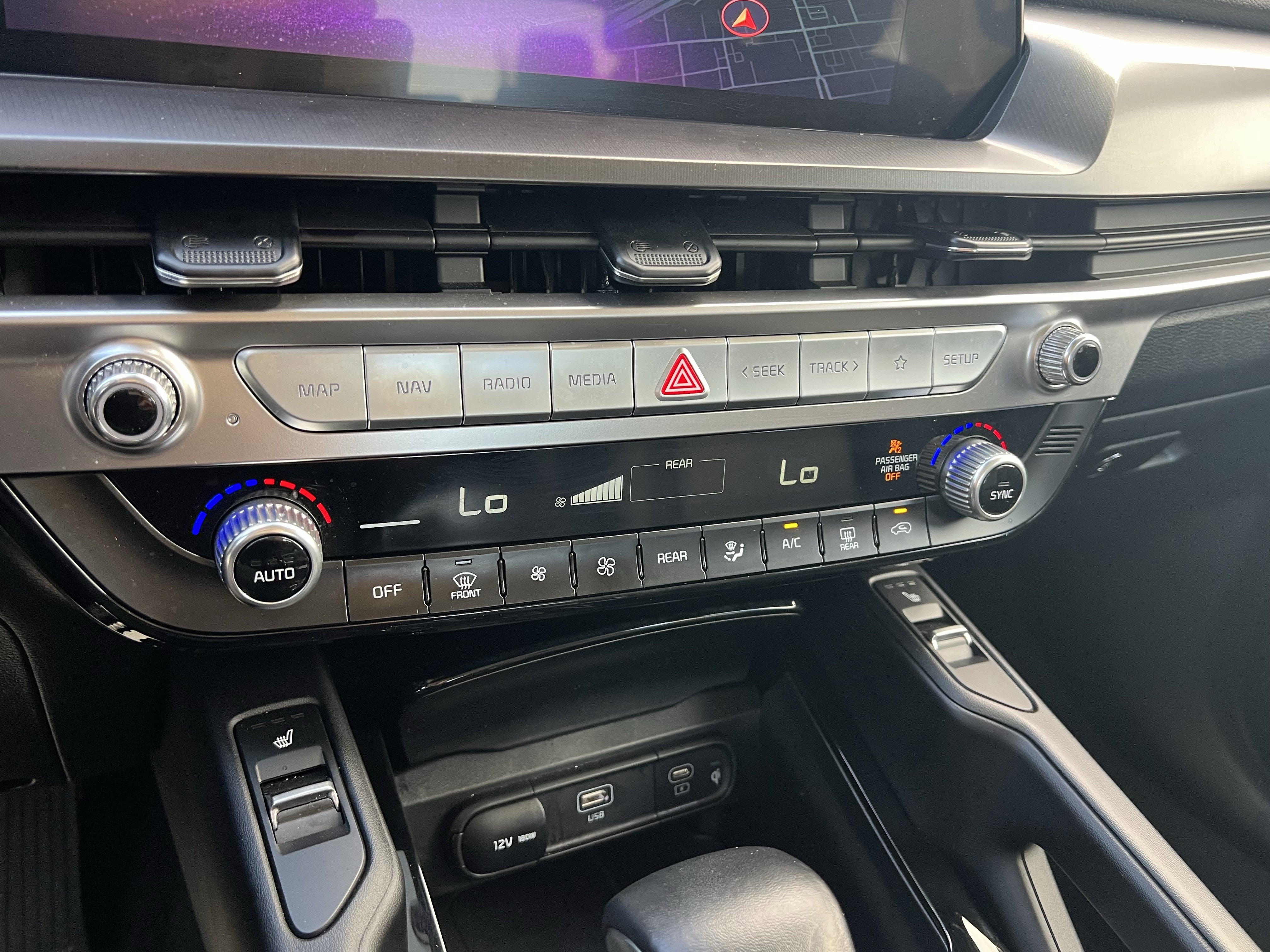 Used 2024 Kia Telluride S image 24