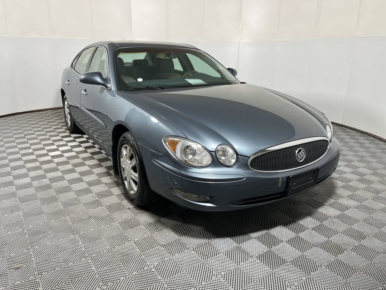 Used 2007 Buick LaCrosse CX FWD image 2
