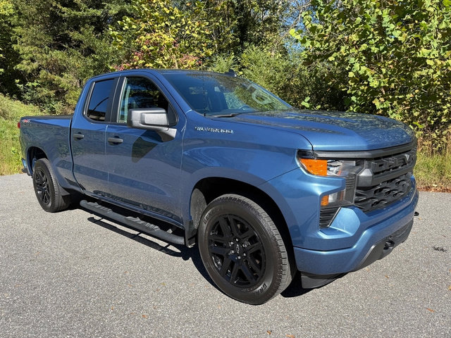 Used 2024 Chevrolet Silverado 1500 Custom image 4