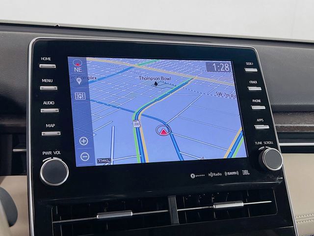 Used 2020 Toyota Avalon Limited image 14